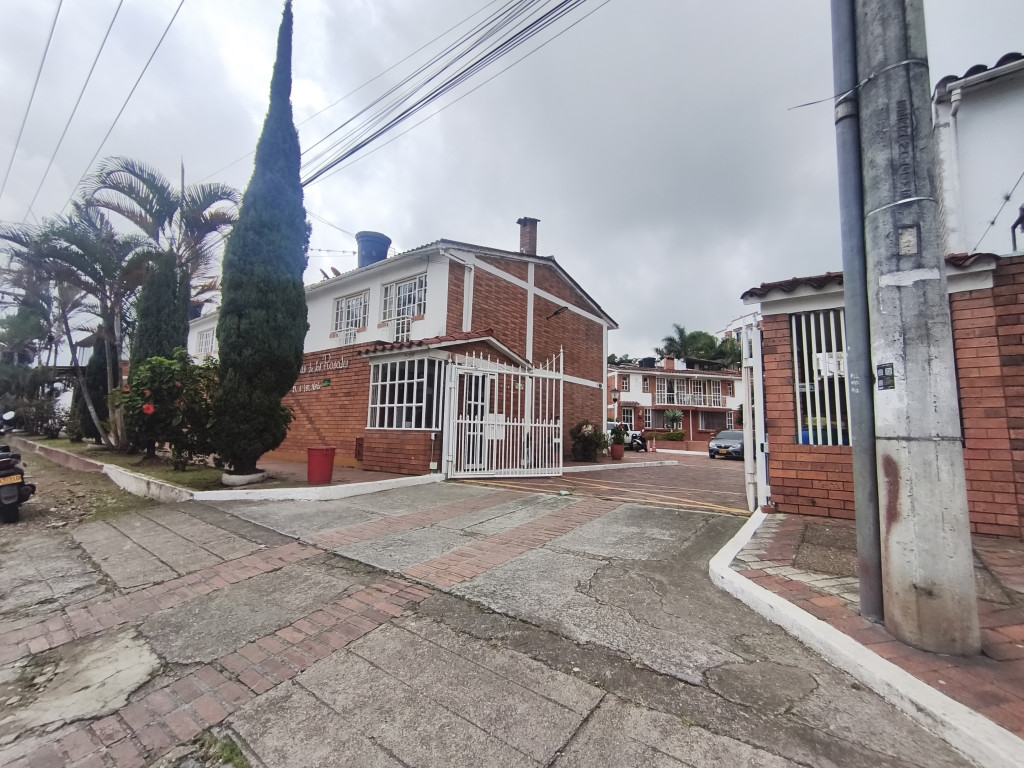 Casa En Venta - Conjunto Residencial Quintas De Los Rosales, Fusagasugá