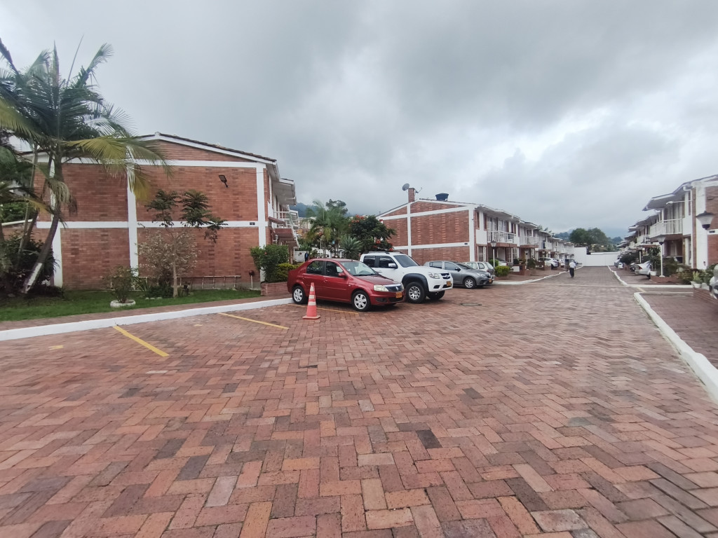 Casa En Venta - Conjunto Residencial Quintas De Los Rosales, Fusagasugá