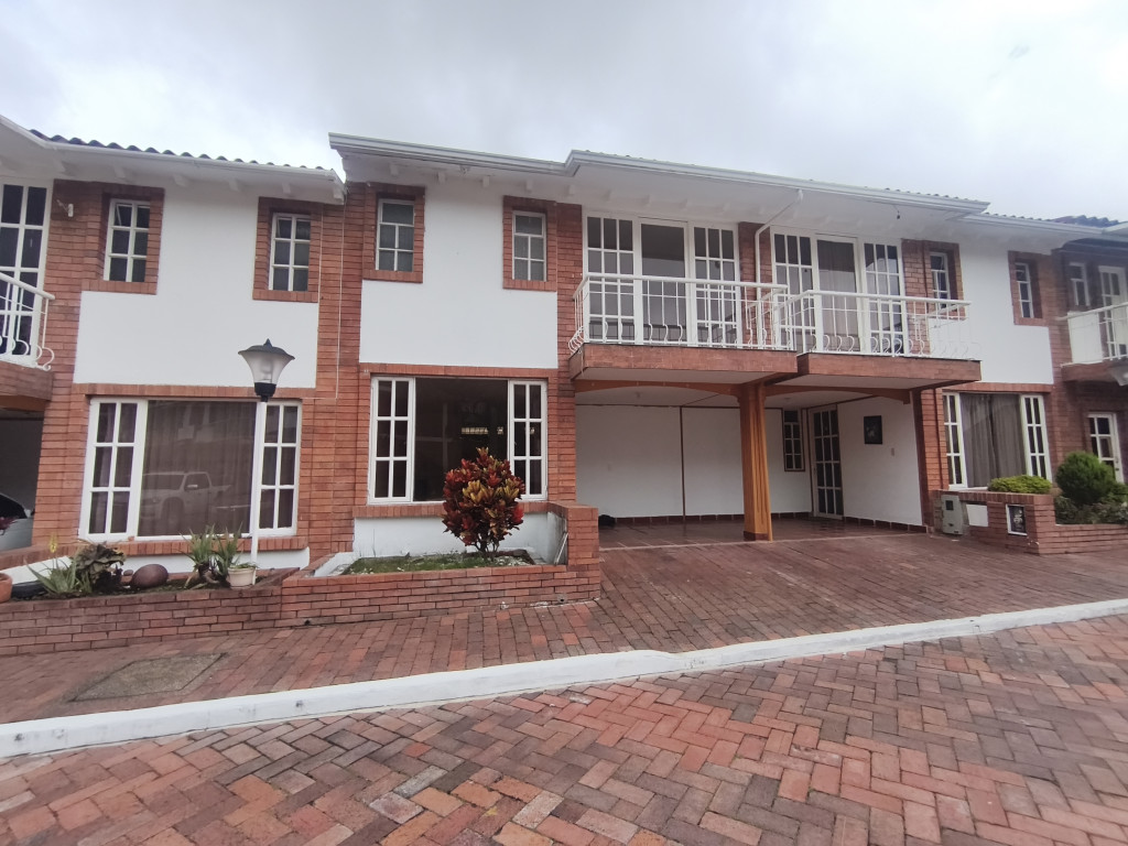 Casa En Venta - Conjunto Residencial Quintas De Los Rosales, Fusagasugá