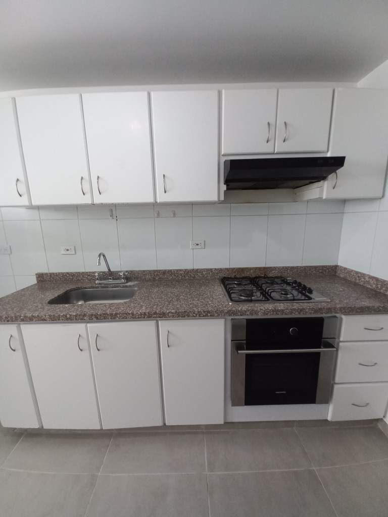 Apartamento En Venta - Edificio Abedules  Piso 3 Sin Ascensor, Ibagué