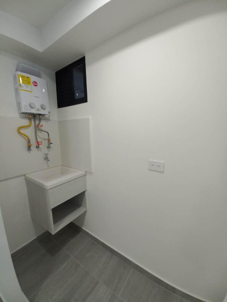 Apartamento En Arriendo - C.r Valle Verde Del Campestre Piso 2, Ibagué