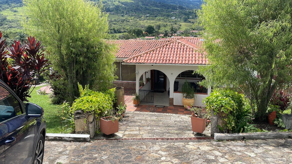 Casa En Venta - Condominio Los Alpes, Silvania