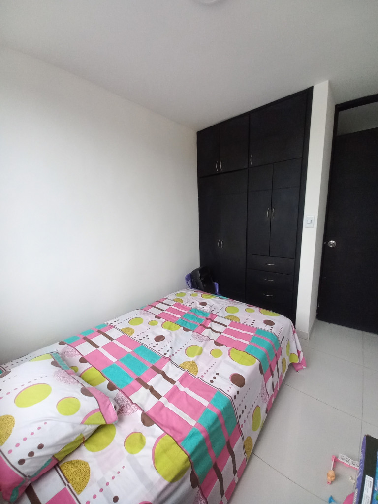 Apartamento En Venta - C.r Caminos Del Bosque Piso 4 Sin Ascensor, Ibagué