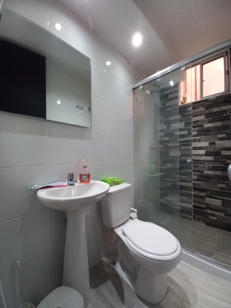 Apartamento En Venta - C.r Caminos Del Bosque Piso 4 Sin Ascensor, Ibagué
