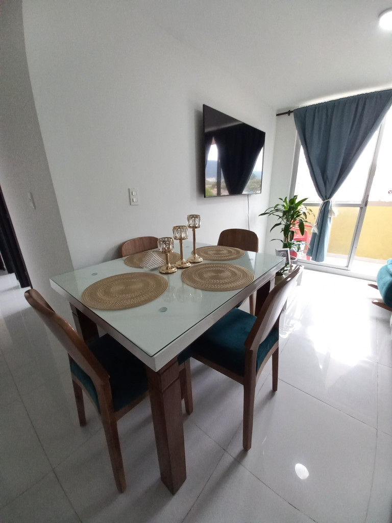 Apartamento En Venta - C.r Caminos Del Bosque Piso 4 Sin Ascensor, Ibagué