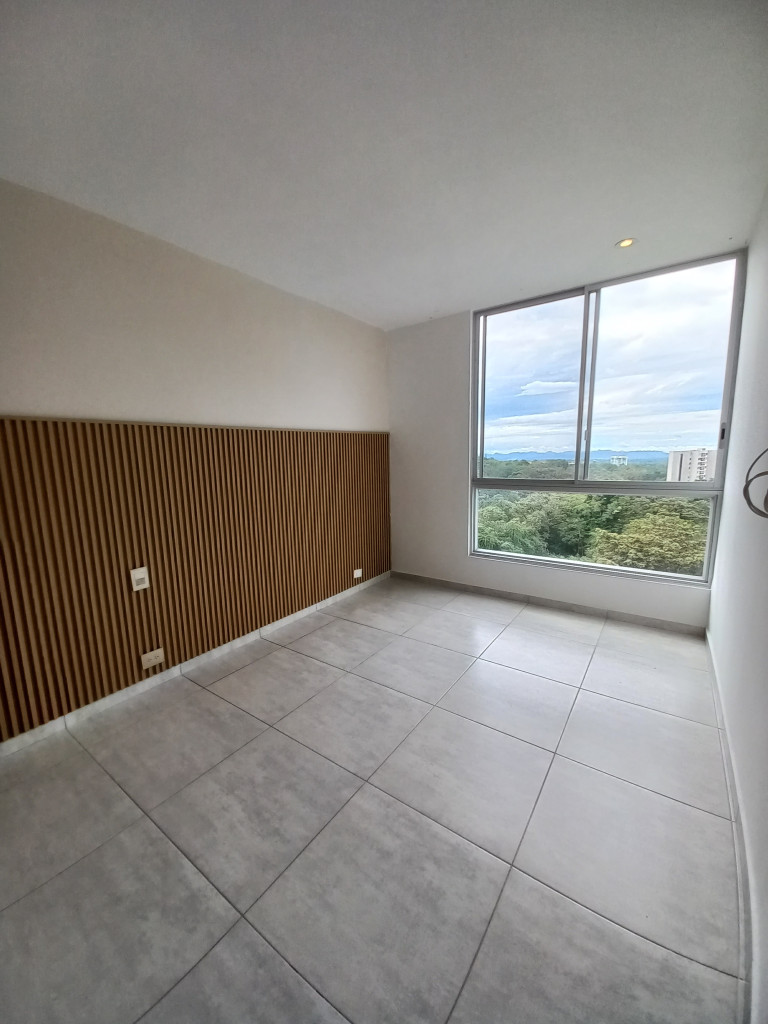 Apartamento En Venta - C.r Bosque  Sereno Piso 9, Ibagué