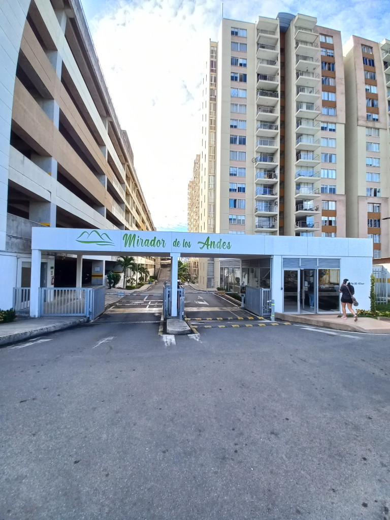 Apartamento En Venta - Mirador De Los Andes Piso 17, Ibagué