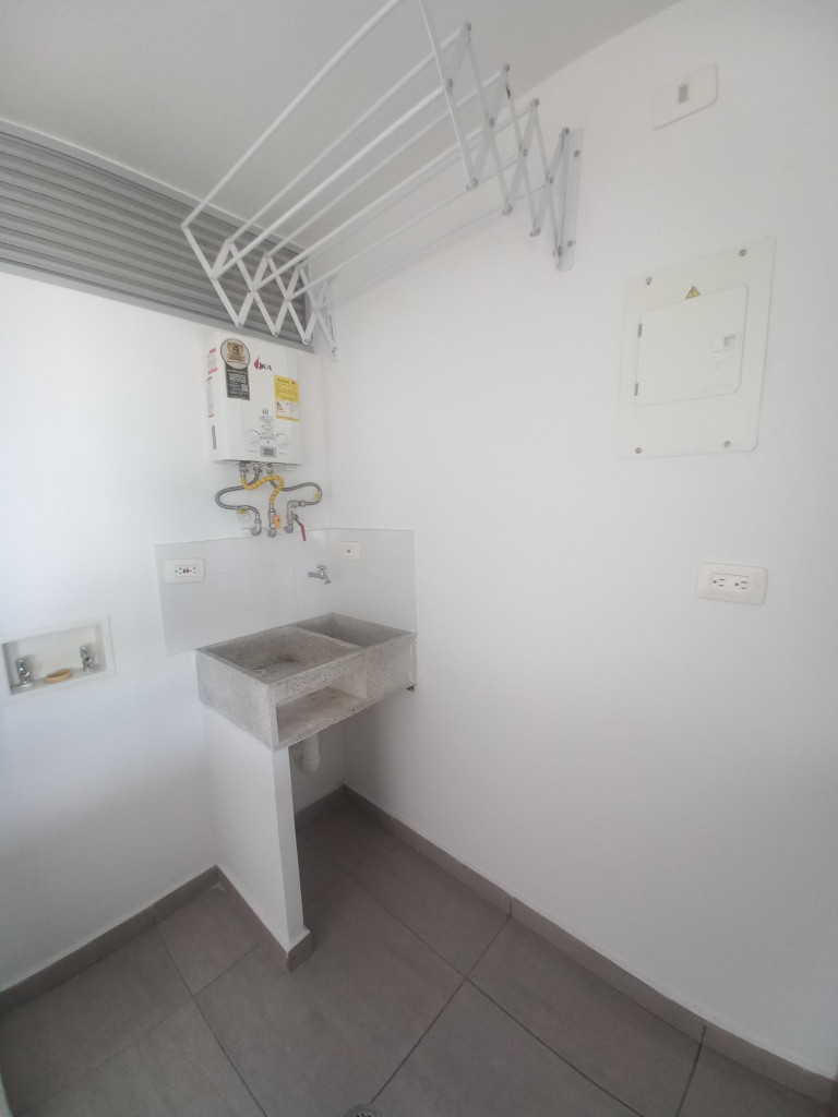 Apartamento En Arriendo - Edificio Belvedere Piso 12, Ibagué