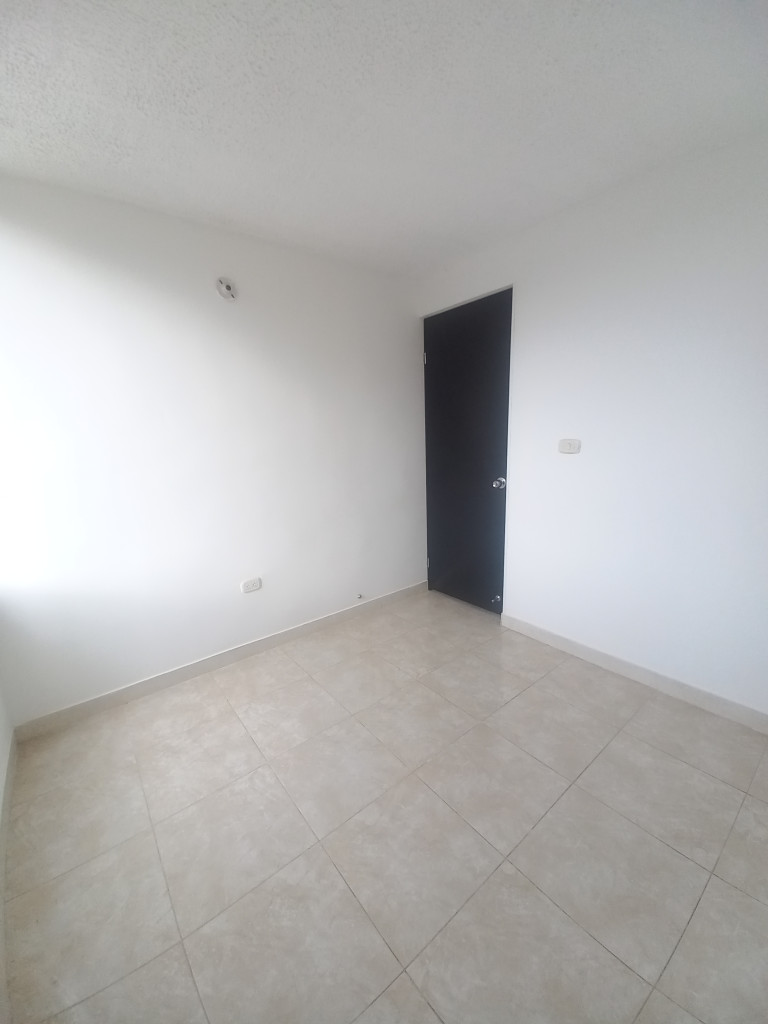 Apartamento En Arriendo - C.r Villa Salome Piso 5 Sin Ascensor, Ibagué