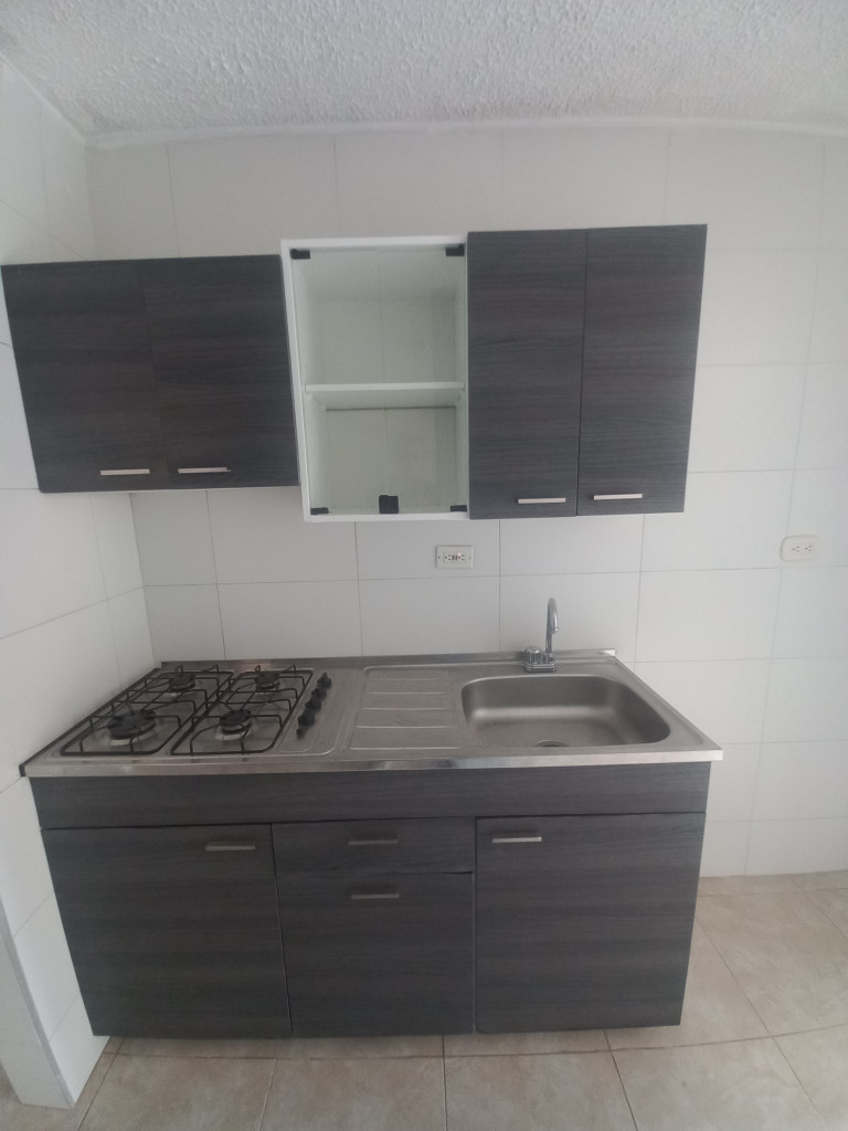 Apartamento En Arriendo - C.r Villa Salome Piso 5 Sin Ascensor, Ibagué