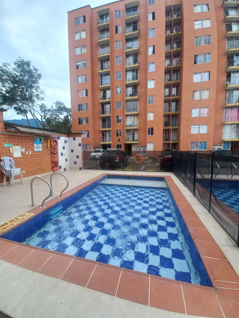 Apartamento En Arriendo - C.r Villa Salome Piso 5 Sin Ascensor, Ibagué