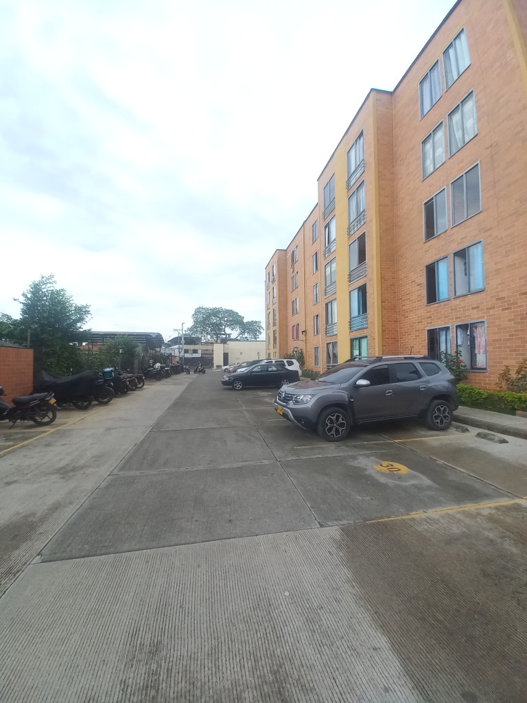 Apartamento En Arriendo - C.r Villa Salome Piso 5 Sin Ascensor, Ibagué