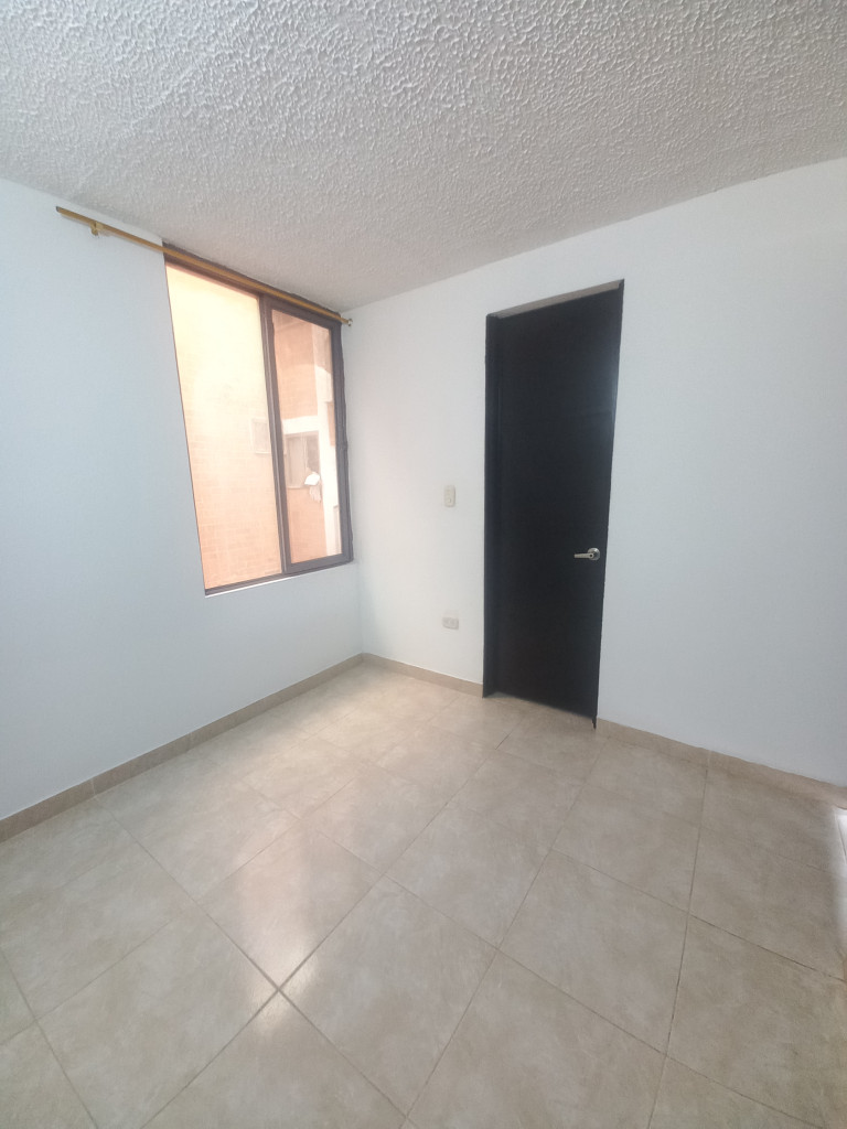 Apartamento En Arriendo - C.r Villa Salome Piso 5 Sin Ascensor, Ibagué