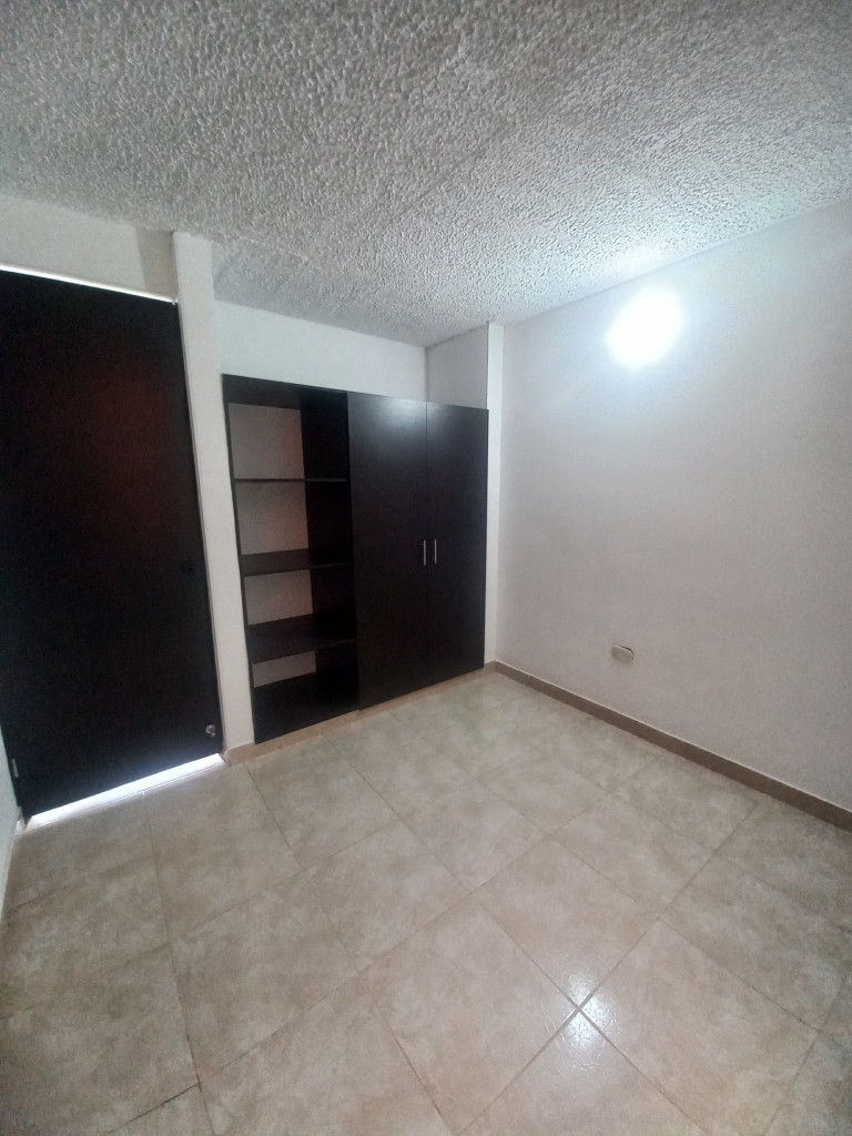 Apartamento En Arriendo - C.r Villa Salome Piso 5 Sin Ascensor, Ibagué