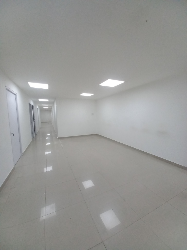 Local En Arriendo - Edificio  Fontainebleau Piso 3, Ibagué