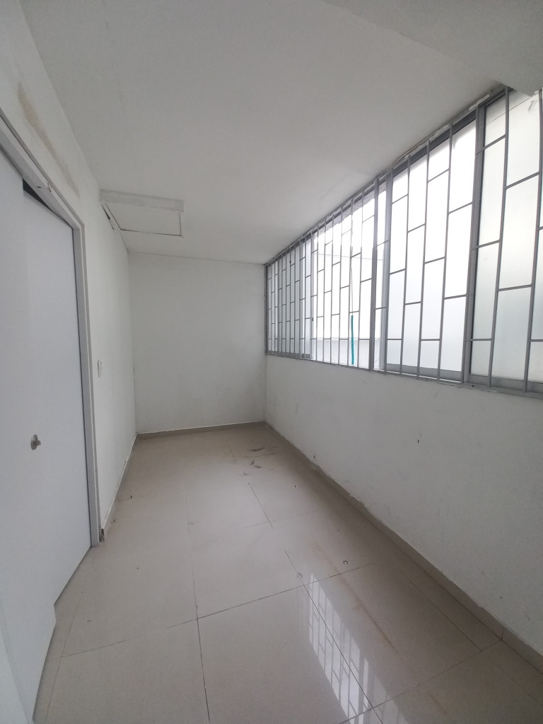 Local En Arriendo - Edificio  Fontainebleau Piso 3, Ibagué