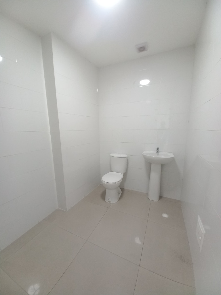 Local En Arriendo - Edificio  Fontainebleau Piso 3, Ibagué