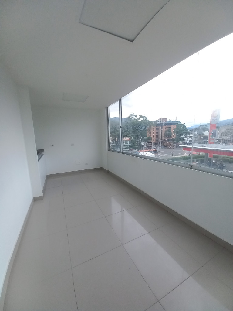 Local En Arriendo - Edificio  Fontainebleau Piso 3, Ibagué