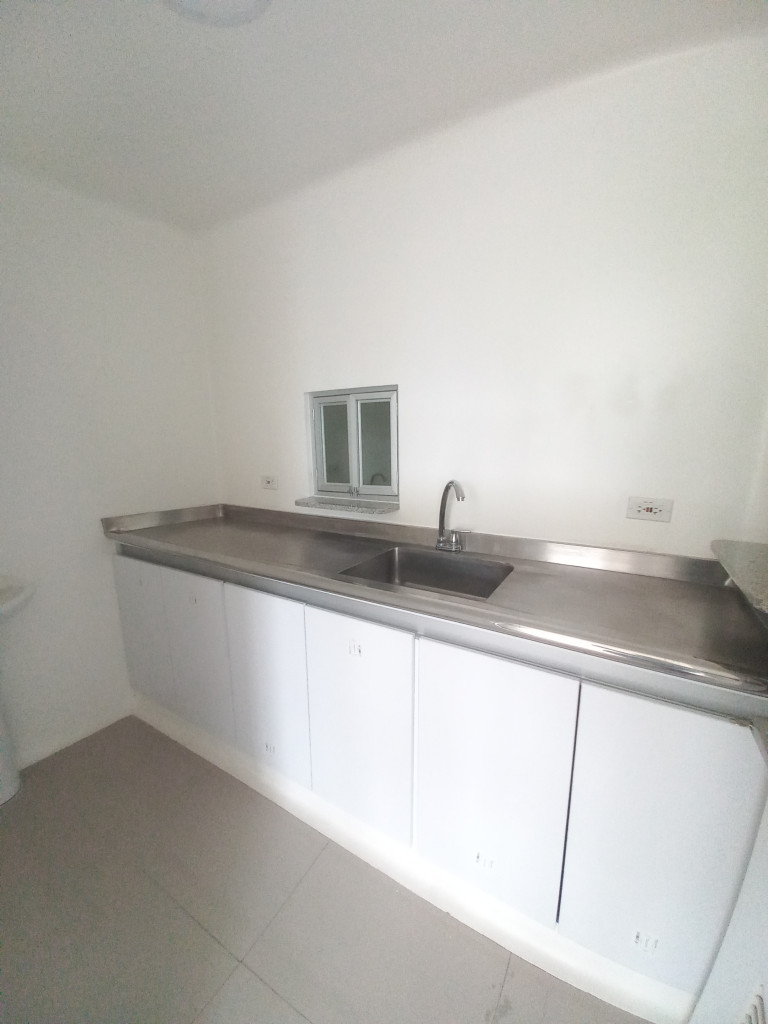 Local En Arriendo - Edificio  Fontainebleau Piso 3, Ibagué