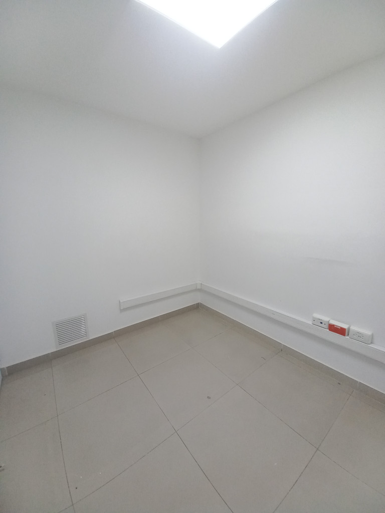 Local En Arriendo - Edificio  Fontainebleau Piso 3, Ibagué
