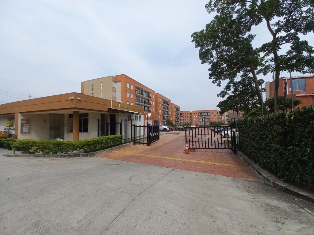 Apartamento En Venta - C.r Arboleda Campestre Cambulo Piso 5, Ibagué