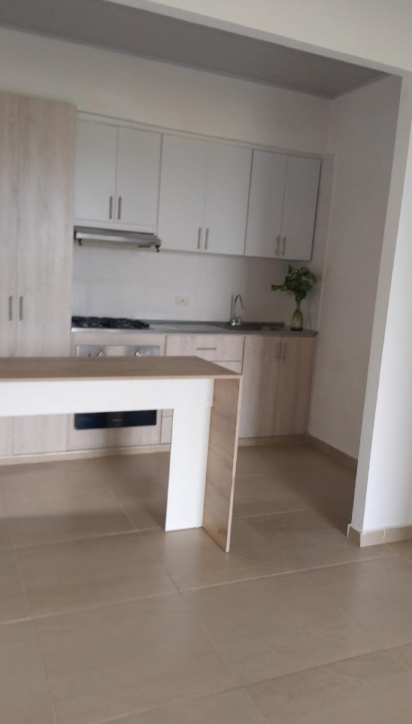 Apartamento En Venta - C.r Arboleda Campestre Cambulo Piso 5, Ibagué