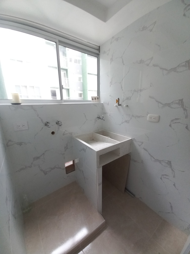 Apartamento En Venta - Flor Alba Campestre Piso 12, Ibagué