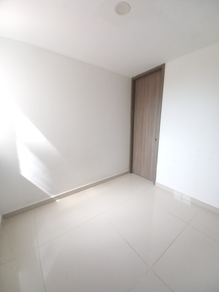 Apartamento En Venta - Edificio Multifamiliar  Torre Del Parque Piso 2, Ibagué