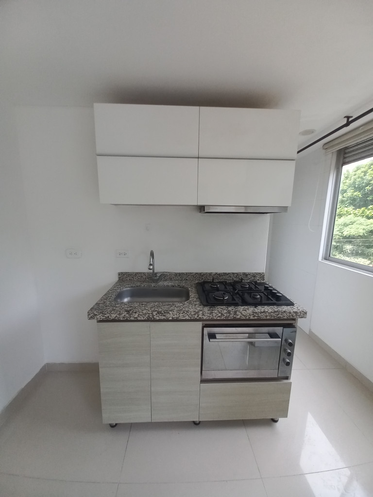 Apartamento En Venta - Edificio Multifamiliar  Torre Del Parque Piso 2, Ibagué