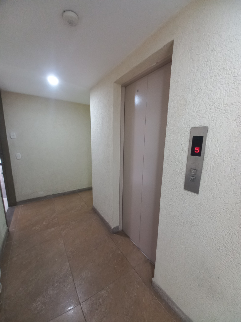 Apartamento En Venta - Edificio Multifamiliar  Torre Del Parque Piso 2, Ibagué