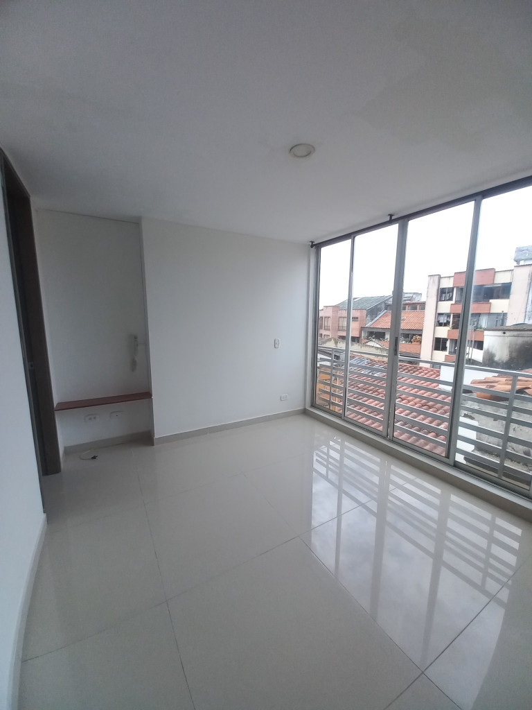 Apartamento En Venta - Edificio Multifamiliar  Torre Del Parque Piso 2, Ibagué