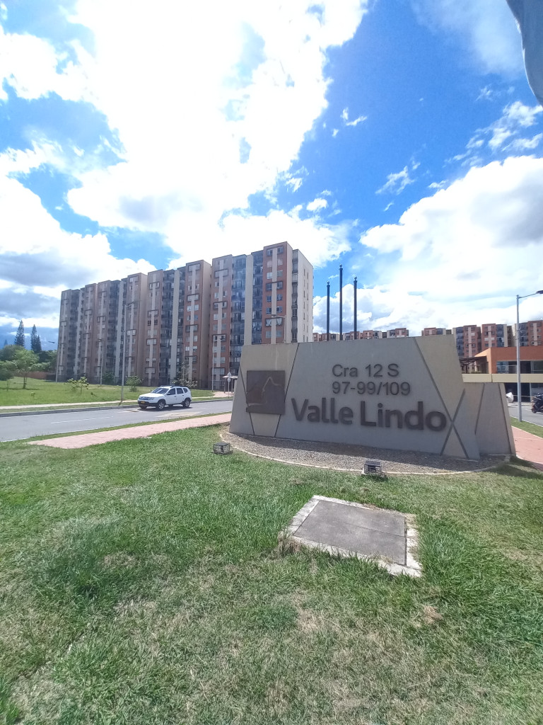 Apartamento En Arriendo - C. R  Valle Lindo Piso 1, Ibagué