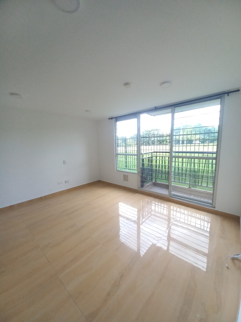 Apartamento En Arriendo - C. R  Valle Lindo Piso 1, Ibagué