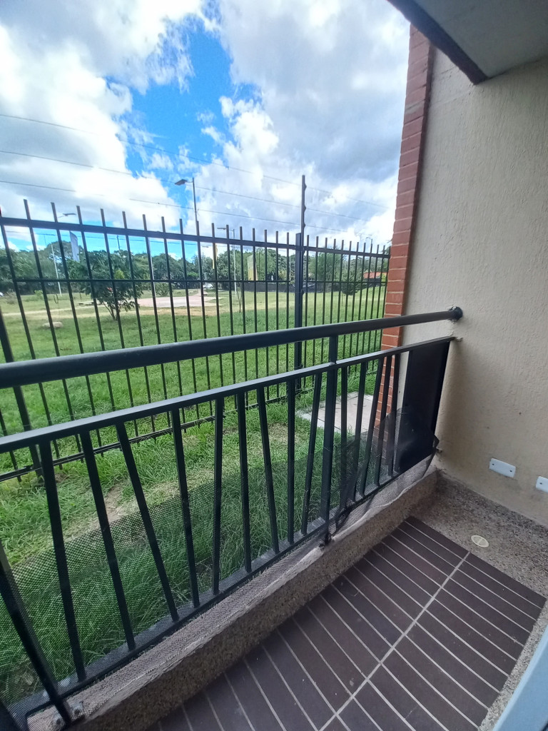 Apartamento En Arriendo - C. R  Valle Lindo Piso 1, Ibagué
