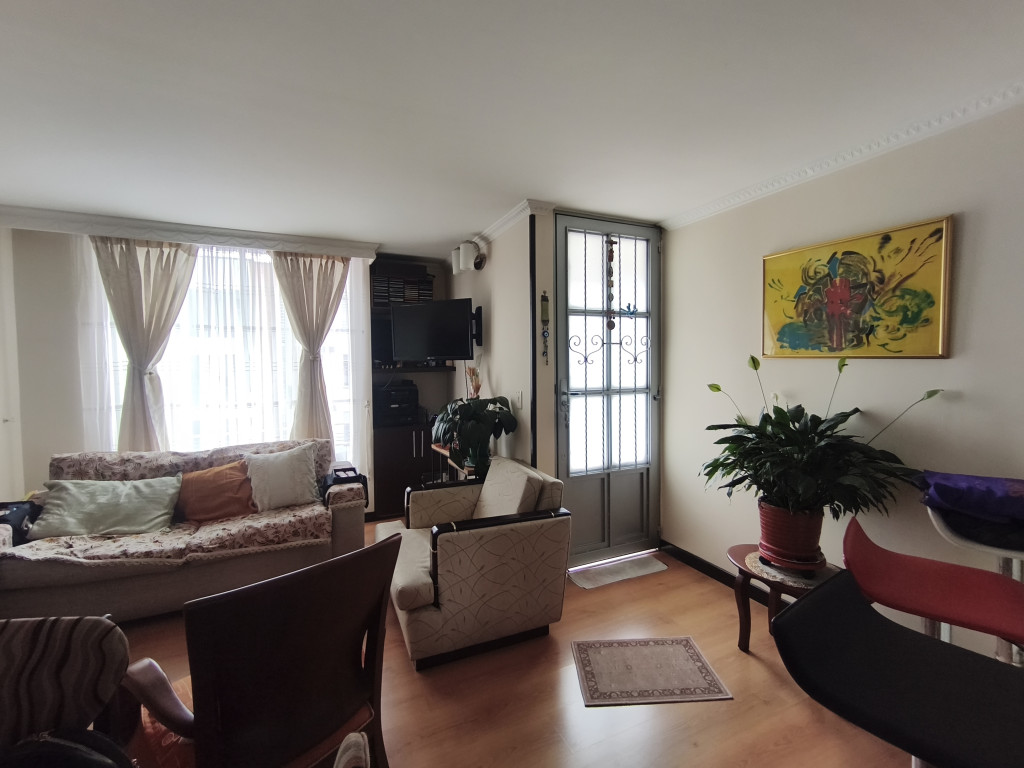 Apartamento En Venta - Conjunto Cerrado Bosques De La Cañada Piso 2, Fusagasugá