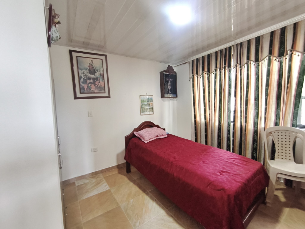 Casa En Venta - El Mirador De Pomarroso, Silvania