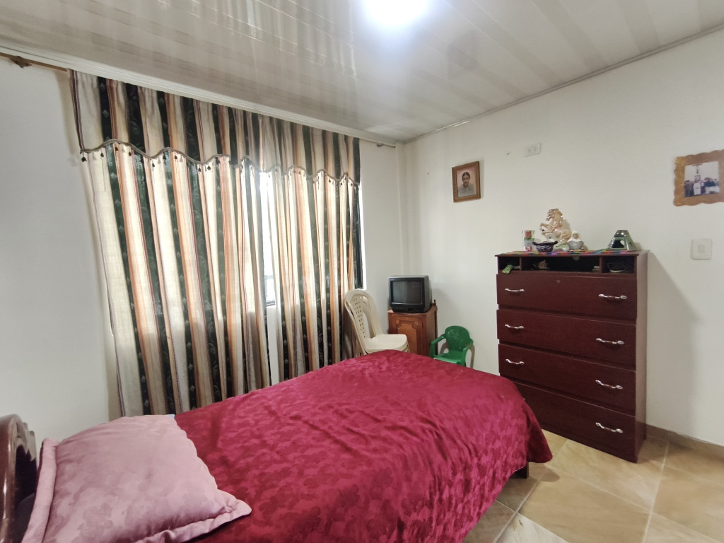 Casa En Venta - El Mirador De Pomarroso, Silvania
