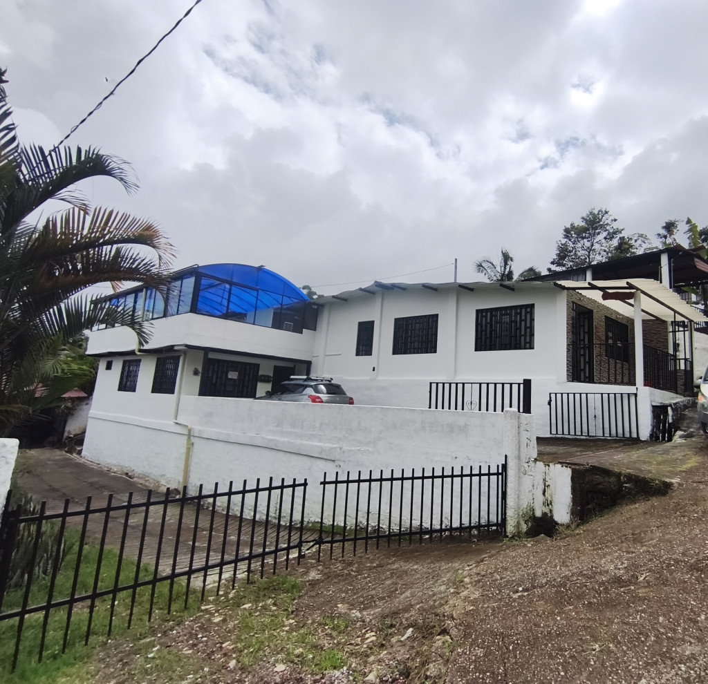 Casa En Venta - El Mirador De Pomarroso, Silvania