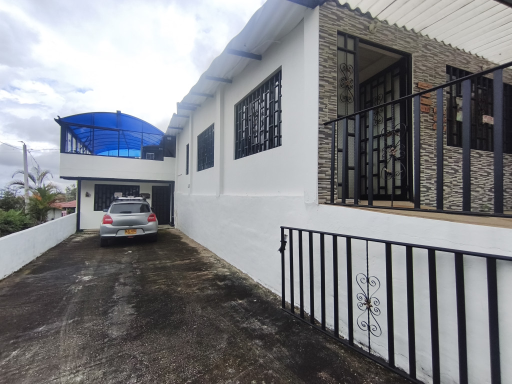 Casa En Venta - El Mirador De Pomarroso, Silvania