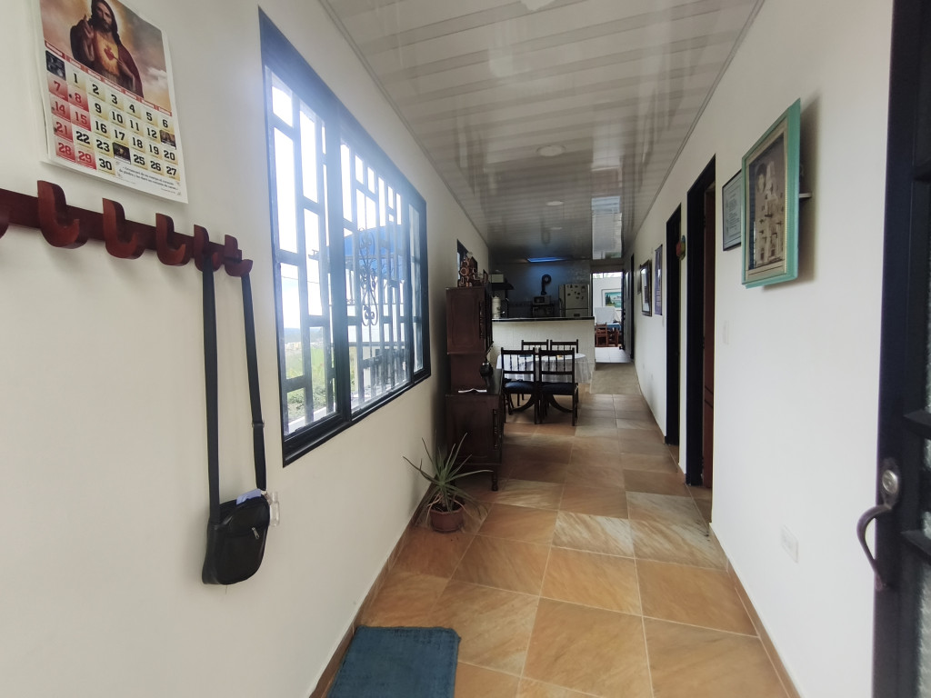 Casa En Venta - El Mirador De Pomarroso, Silvania