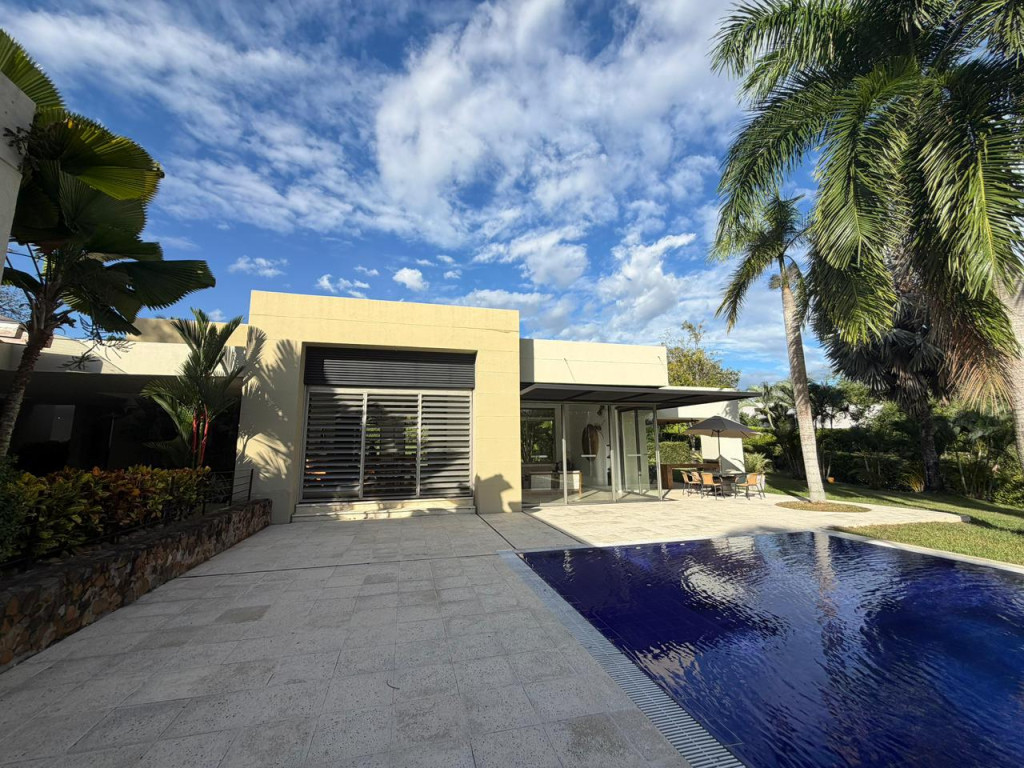 Casa Campestre En Venta - Parcelacion Agroturistica Las Victorias, Ibagué
