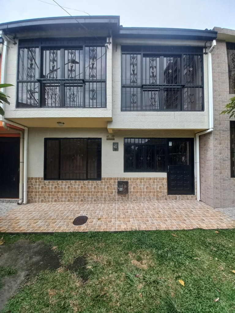 Casa En Arriendo - Valparaiso  Etapa Iv, Ibagué