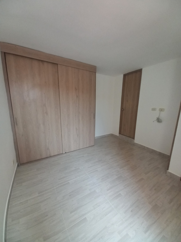 Apartamento En Arriendo - C.r Arboleda Del Campestre Totumo Piso 4 Sin Ascen, Ibagué