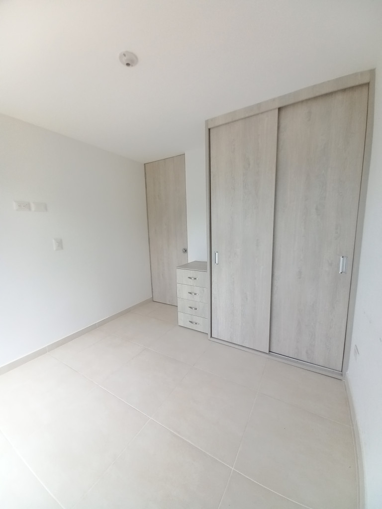 Apartamento En Arriendo - C.r Foresta Calambeo Piso 10, Ibagué