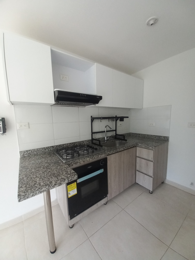 Apartamento En Arriendo - C.r Foresta Calambeo Piso 10, Ibagué