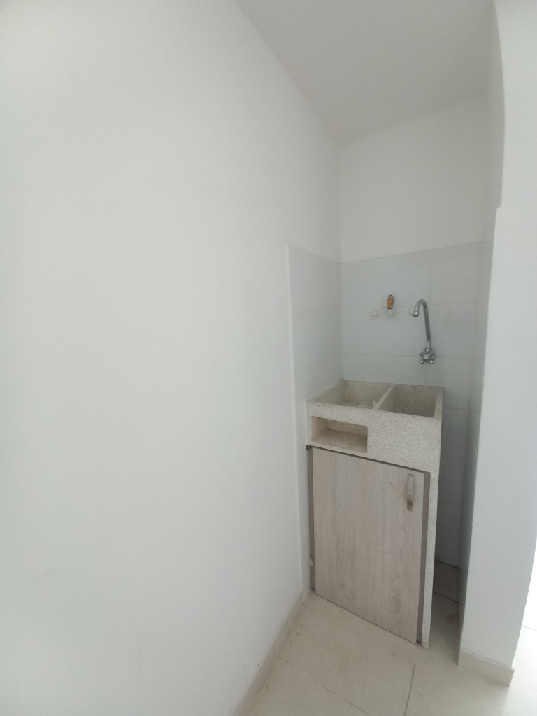 Apartamento En Arriendo - C.r Foresta Calambeo Piso 10, Ibagué
