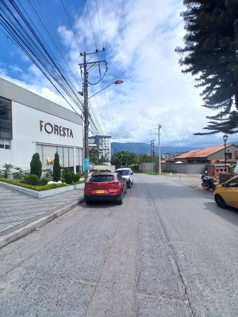 Apartamento En Arriendo - C.r Foresta Calambeo Piso 10, Ibagué