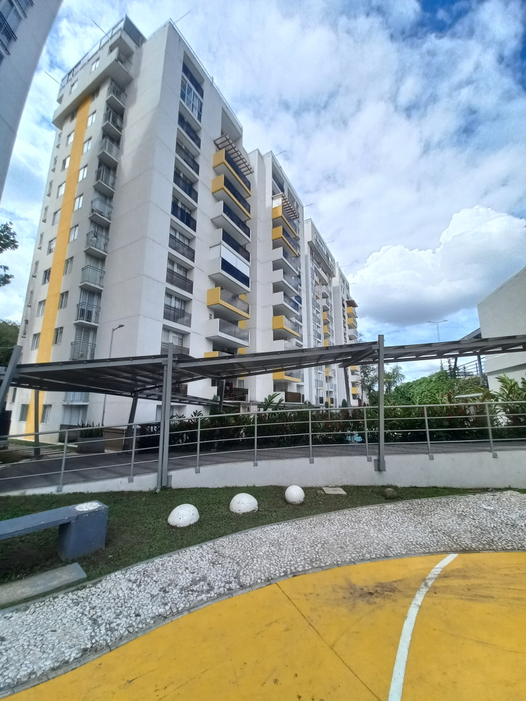 Apartamento En Arriendo - C.r Foresta Calambeo Piso 10, Ibagué