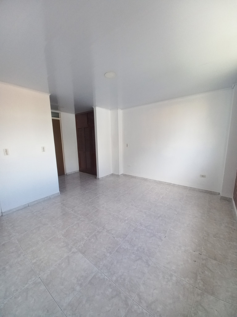 Apartamento En Arriendo - Edificio Luisa Fernanda 2000 Piso 4 Sin Ascensor, Ibagué