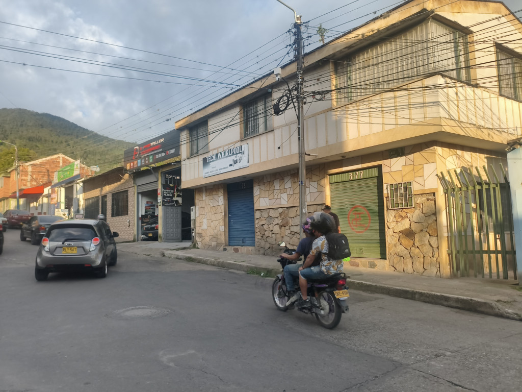 Local En Arriendo - Barrio Antonio Nariño, Fusagasugá